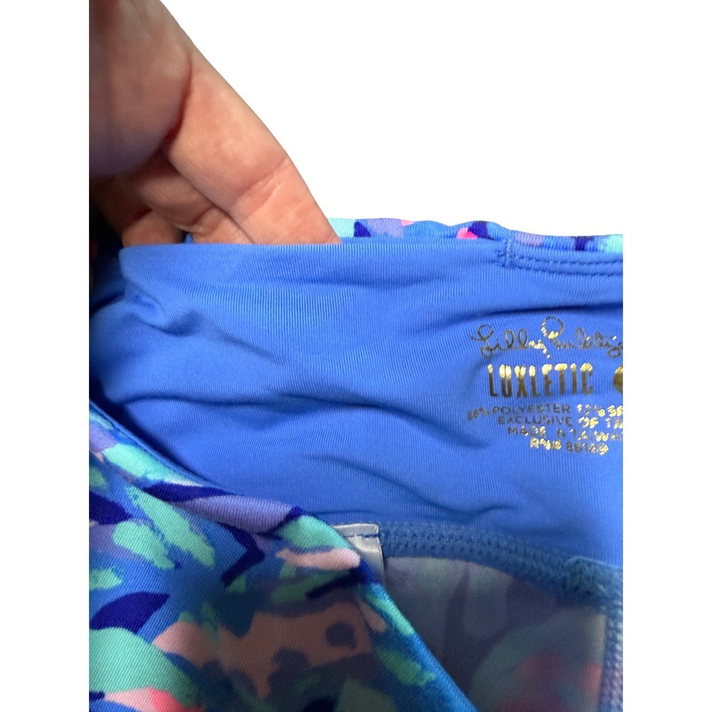 Lilly Pulitzer Luxletic Cropped Leggings Blue Pink  Keyhole Detail  Medium - Picture 7 of 8